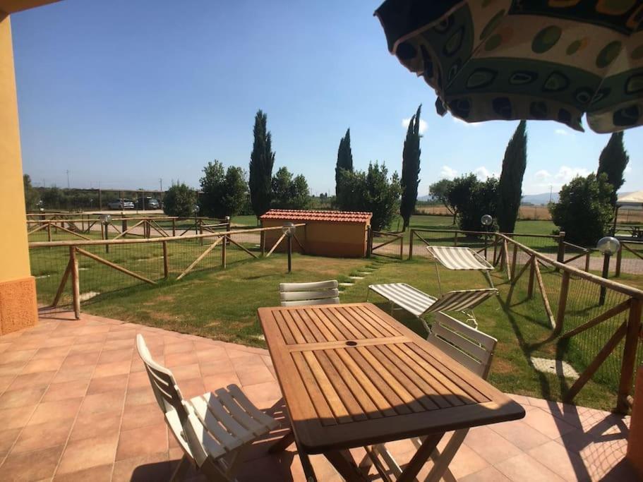 Deste - In Campagna 4 Posti Letto Con Giardino La Sdriscia Bagian luar foto