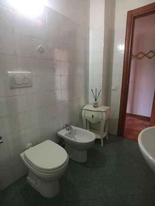 Deste - In Campagna 4 Posti Letto Con Giardino La Sdriscia Bagian luar foto